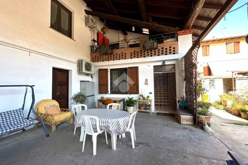 Appartamento in vendita a Chieve via s. Rocco, 18
