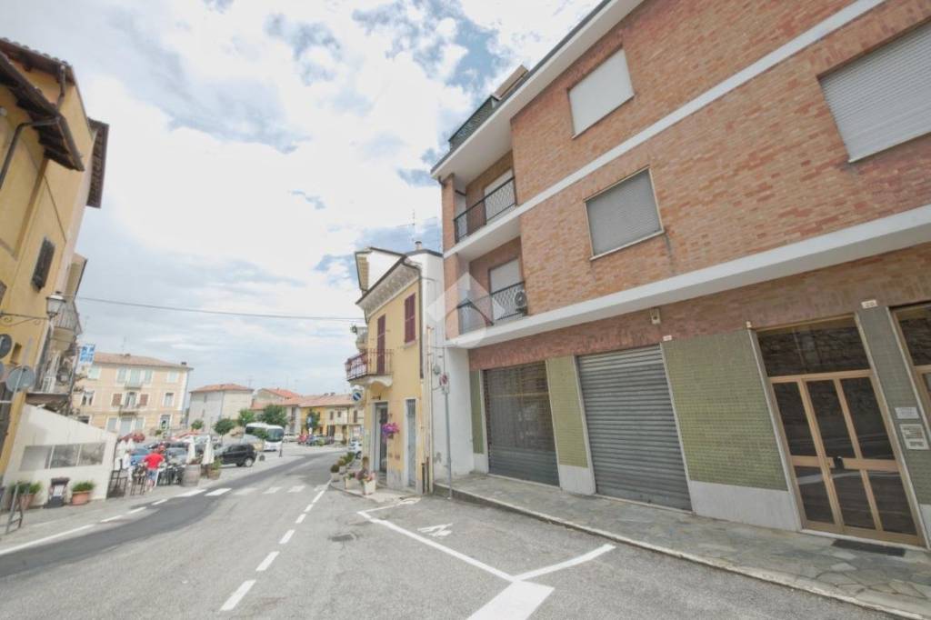 Appartamento in vendita a Vignale Monferrato piazza Mezzadra, 20