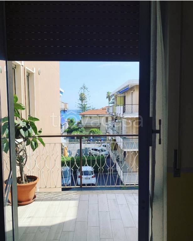 Appartamento in vendita a Santo Stefano al Mare via Porta Rossa