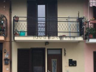 Casa indipendente in vendita a bregnano via giuseppe garibaldi, 4