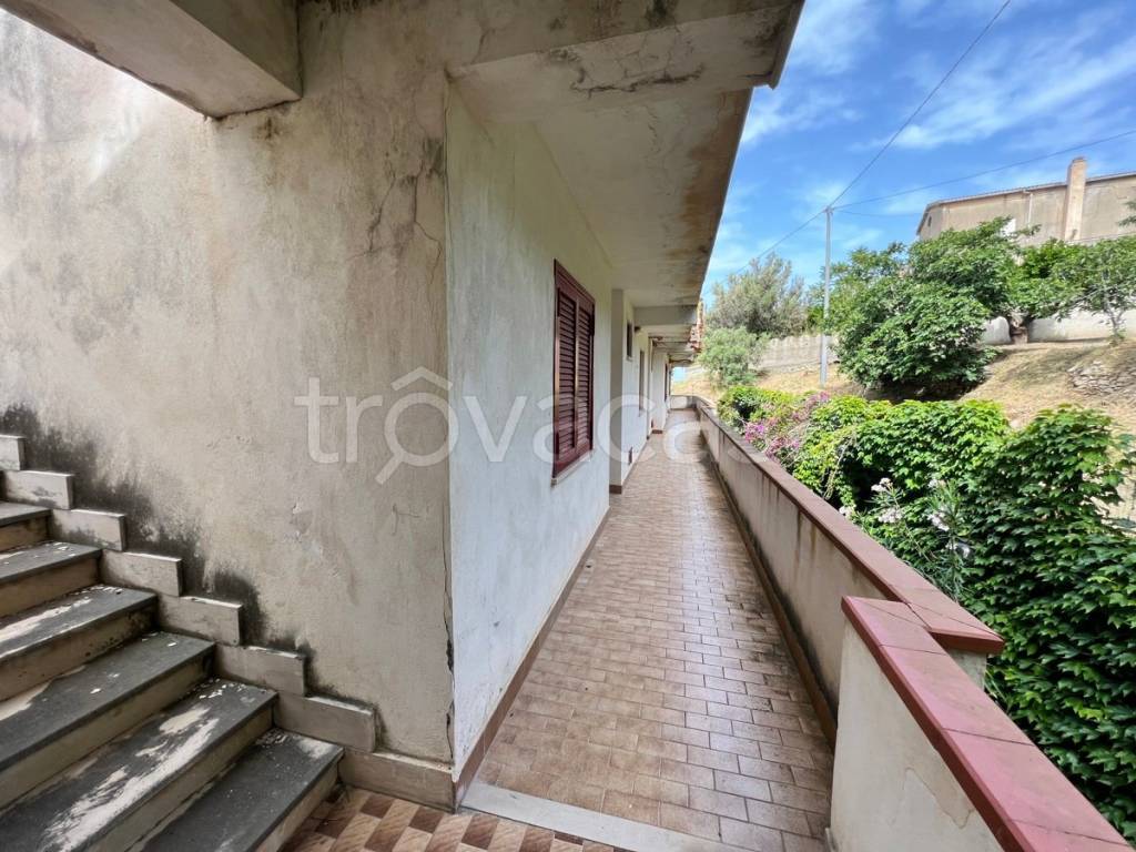 Appartamento in vendita a Falconara Albanese via della collina , 2