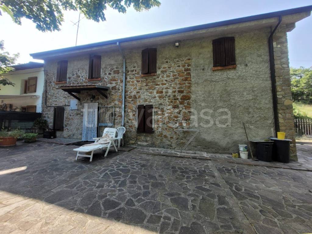 Casa Indipendente in vendita a Villa Minozzo
