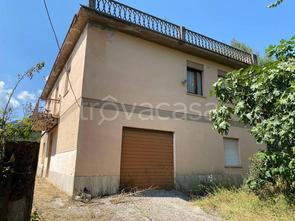 Villa Bifamiliare in in vendita da privato a Maenza via Dante Alighieri, 74
