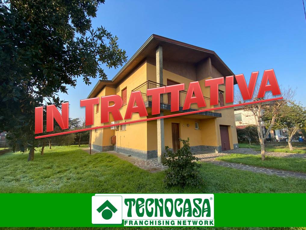 Villa in vendita ad Agnadello via Romagna, 4