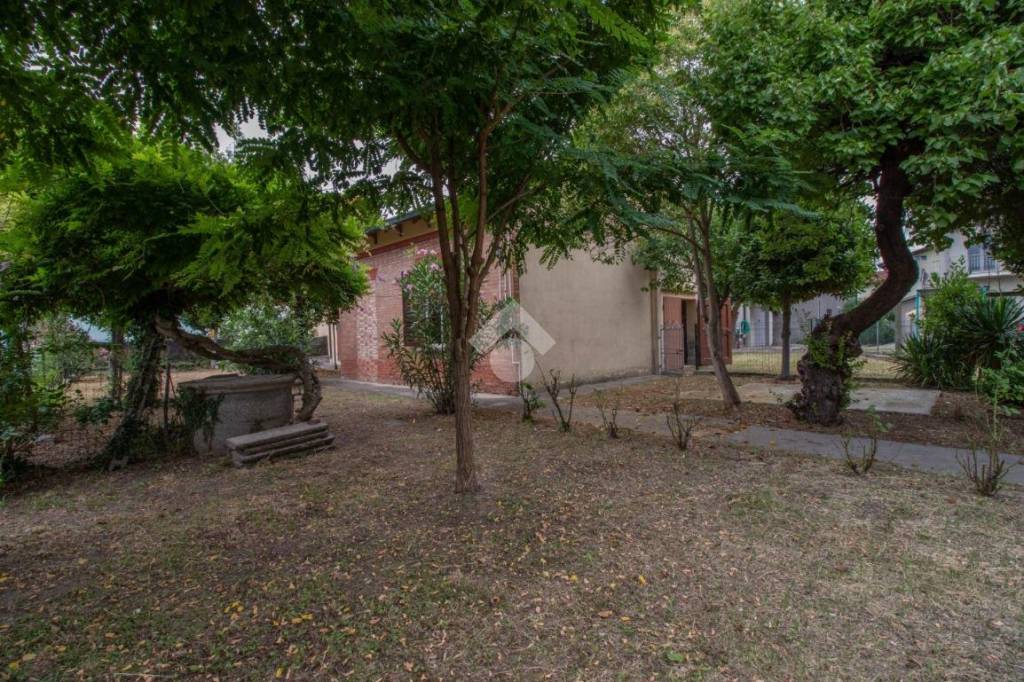 Casa Indipendente in vendita a Ravenna via Primo Bandini