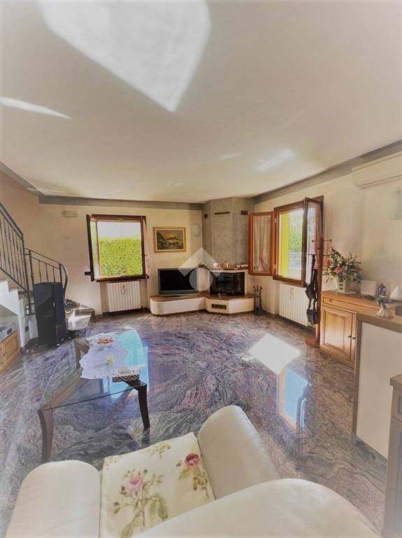 Villa Bifamiliare in vendita ad Acquafredda via per Remedello
