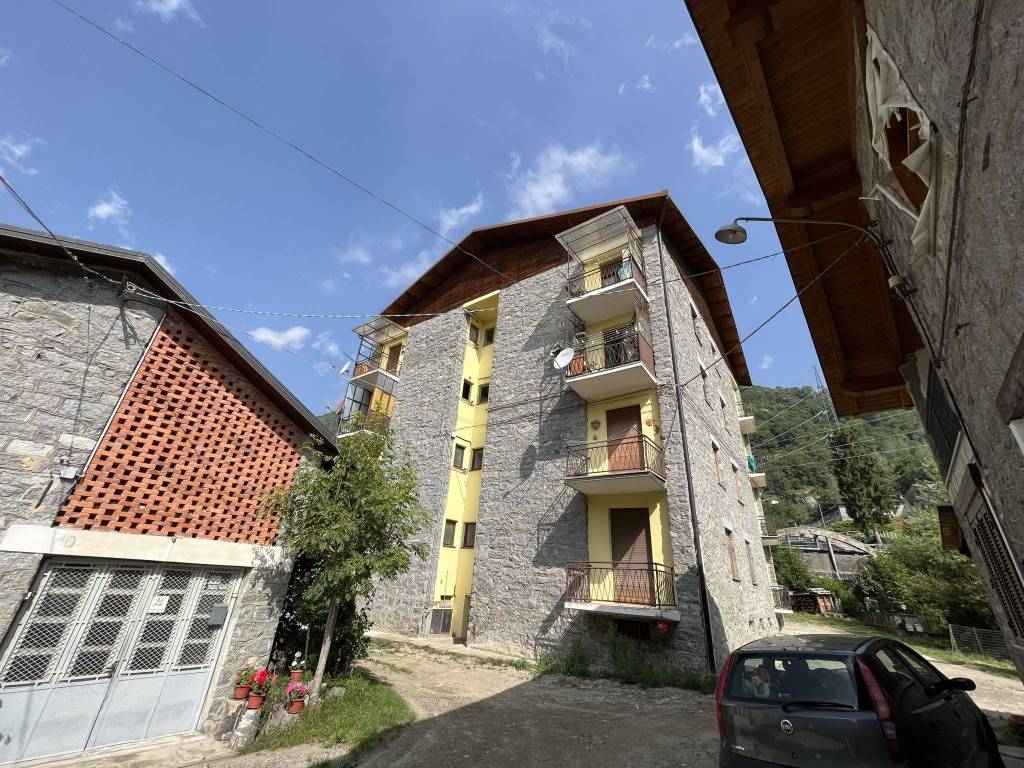 Appartamento in vendita a Locana via Levanne, Casetti-rosone 7