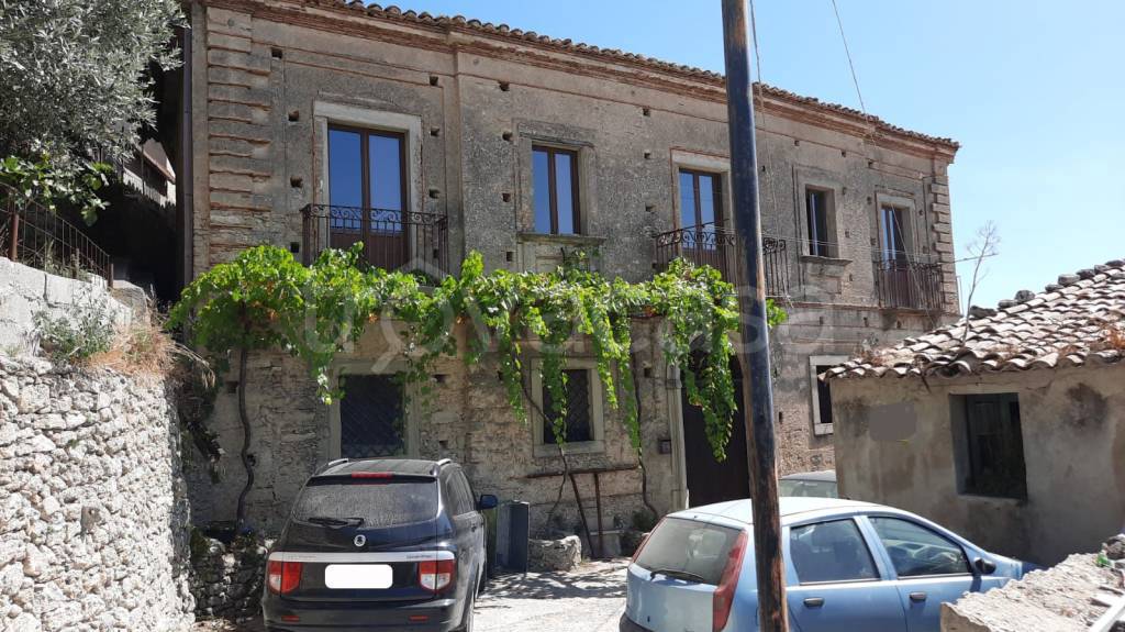 Casa Indipendente in in vendita da privato a Gerace via San Siminio