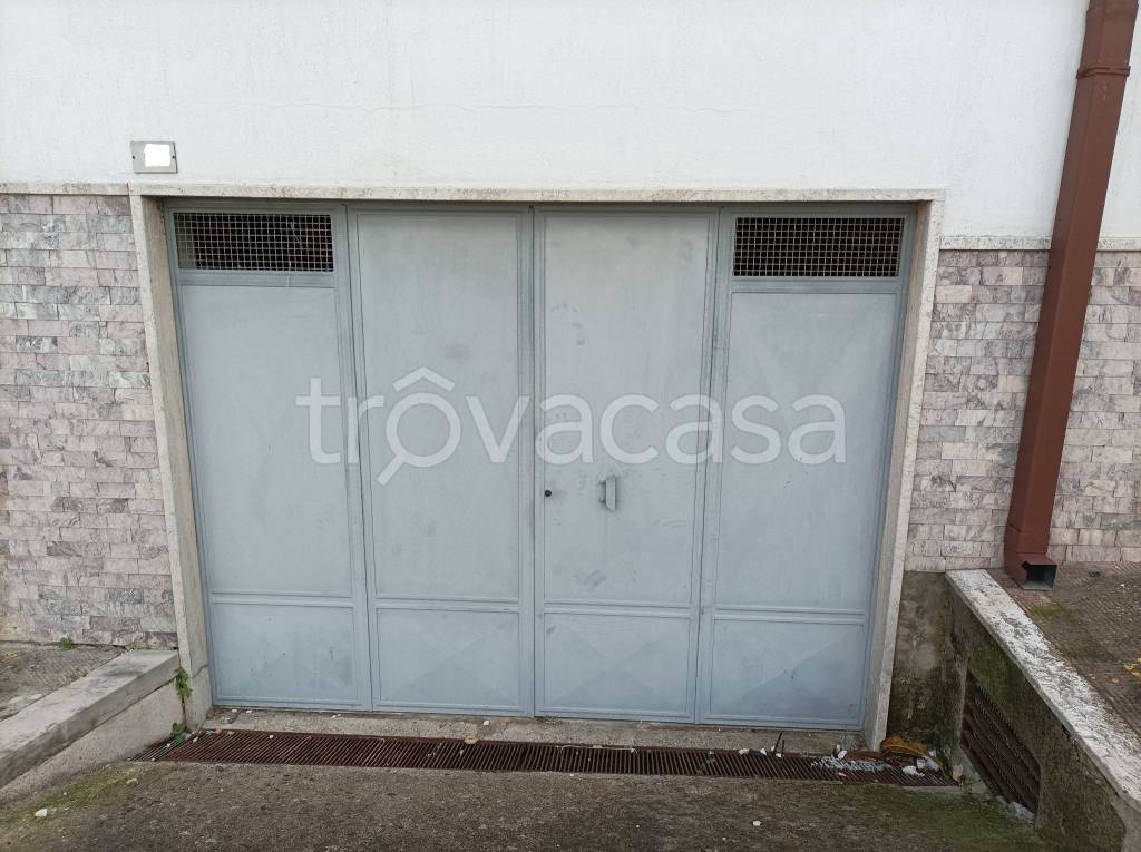 Garage in vendita ad Alberobello vico o. Nardone