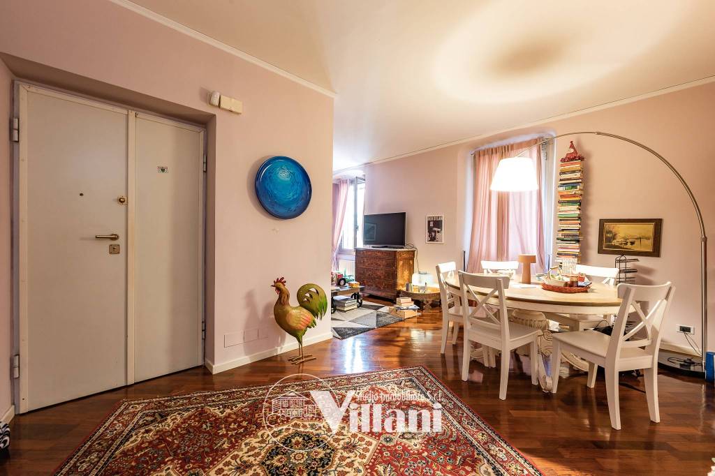 Appartamento in vendita a Genova via Rivale