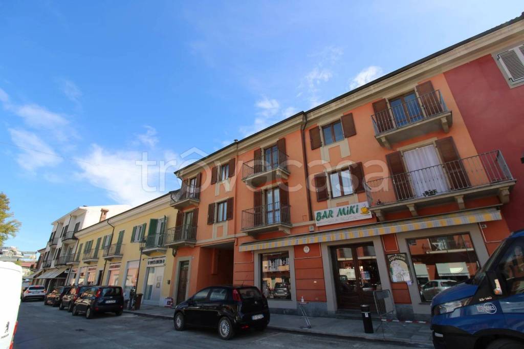 Appartamento in vendita a Canale piazza Trento e Trieste
