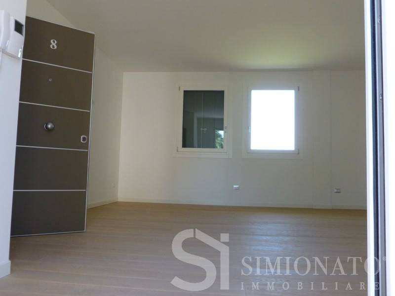 Appartamento in vendita a Treviso viale Monte Grappa, 24