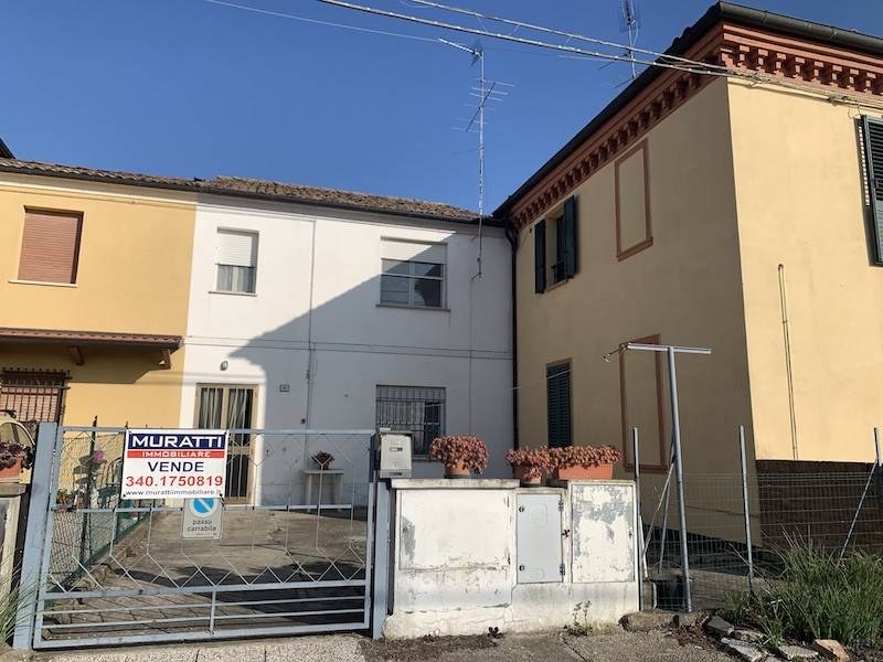 Casa Indipendente in vendita ad Argenta via Garda Menata, 46