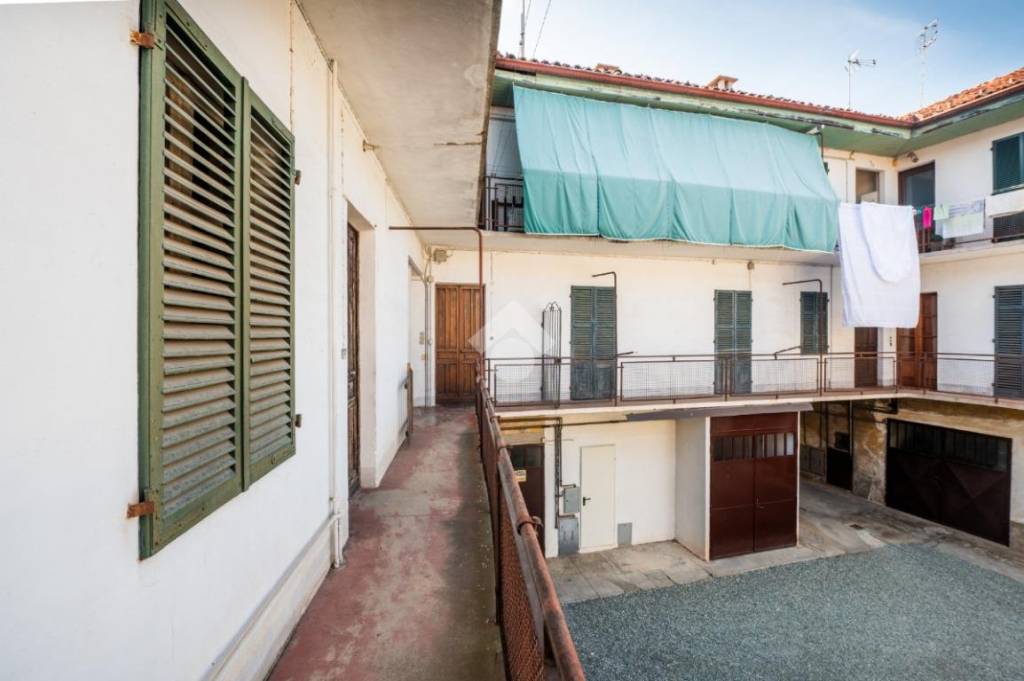 Appartamento in vendita a Verzuolo corso Re Umberto, 166