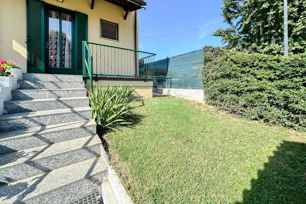 Villa a Schiera in vendita a La Loggia via Morardo 18/46