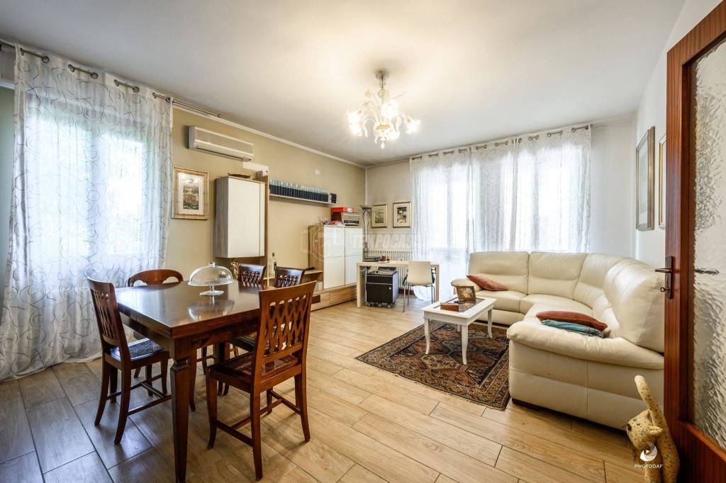 Appartamento in vendita a Padova via Altichiero