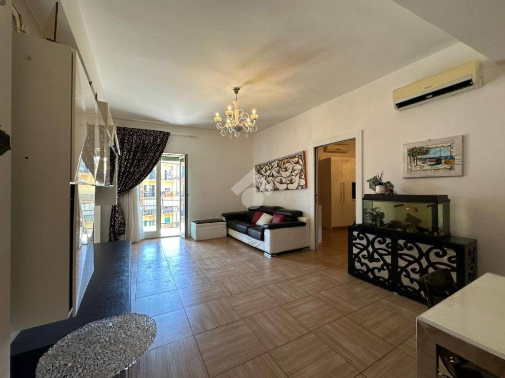 Appartamento in vendita a Crotone via Matteotti, 10