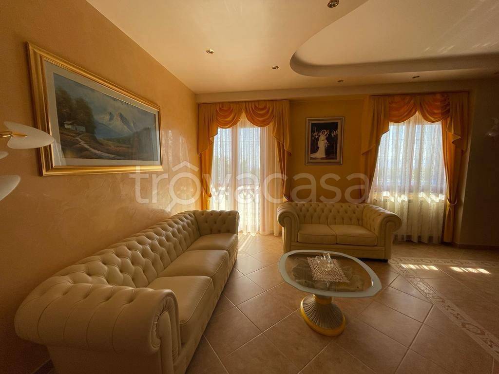 Appartamento in in vendita da privato a Cassano all'Ionio via Paolino Chidimimo
