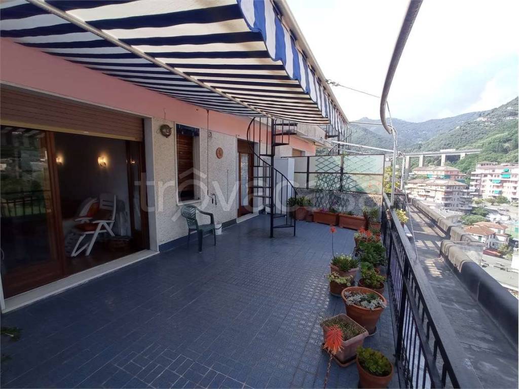 Appartamento in vendita a Rapallo via Cordano