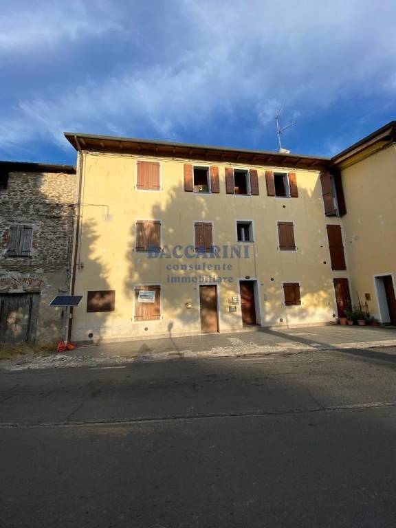 Appartamento in vendita a Riolo Terme via firenze, 141