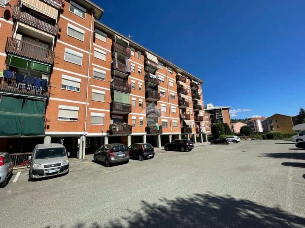 Appartamento in vendita a Pinerolo via podgora, 28