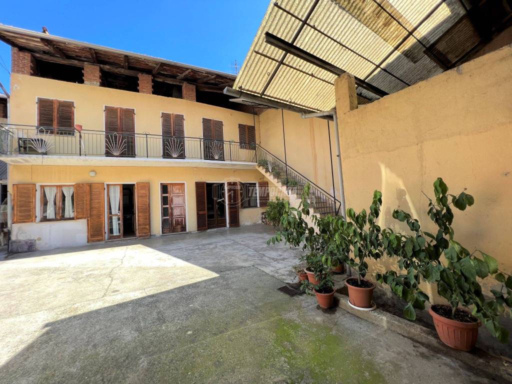 Casa Indipendente in vendita a Barone Canavese vicolo Pescarolo