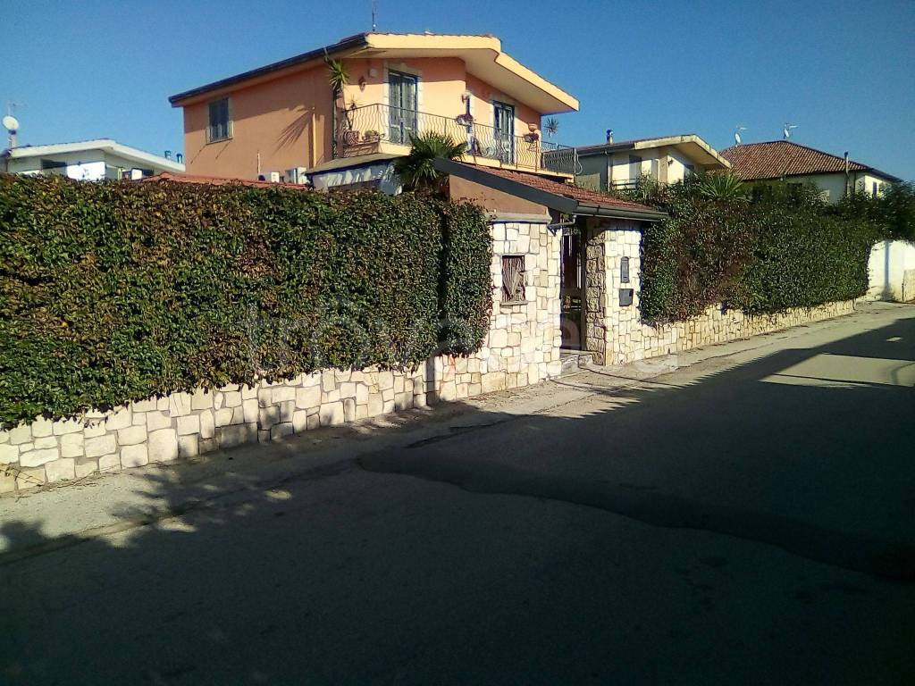 Villa Bifamiliare in in vendita da privato a Giugliano in Campania parco della Noce Viale 3, 22