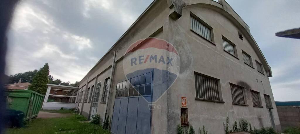 Capannone Industriale in vendita a Biella via Ivrea, 31
