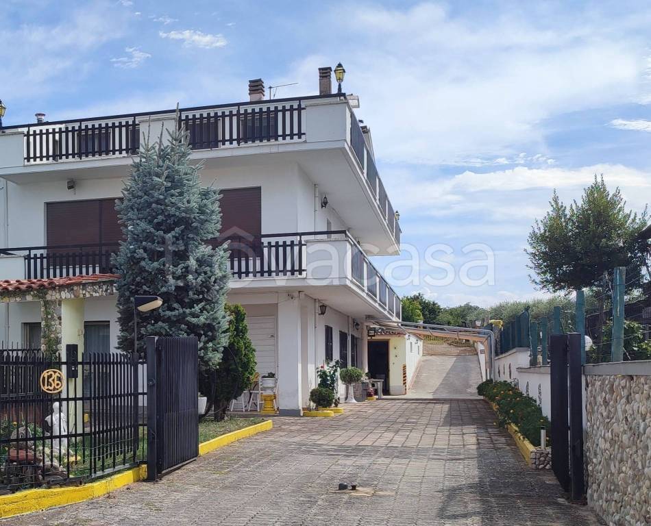 Villa Bifamiliare in vendita a Lanciano contrada Villa Andreoli
