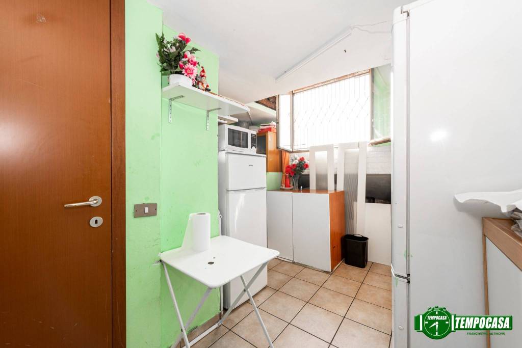 Appartamento in vendita a Milano via Pietro Crespi, 11