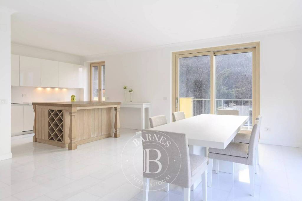 Appartamento in vendita a Campione d'Italia via Belvedere