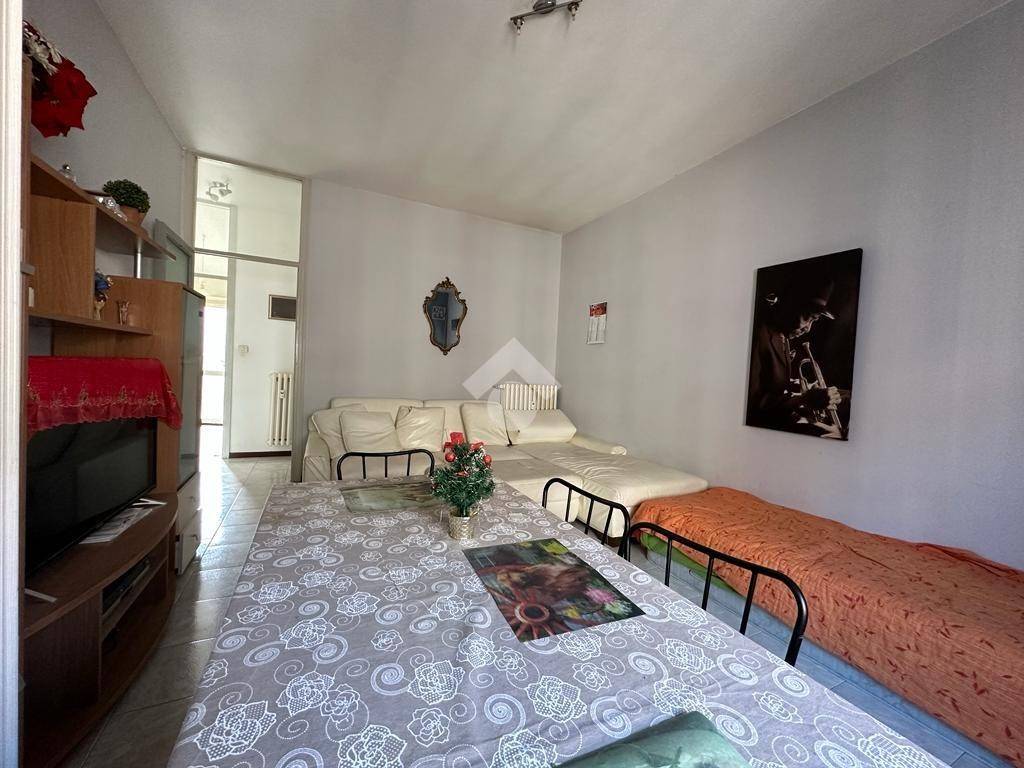 Appartamento in vendita a Novara via Perazzi, 21