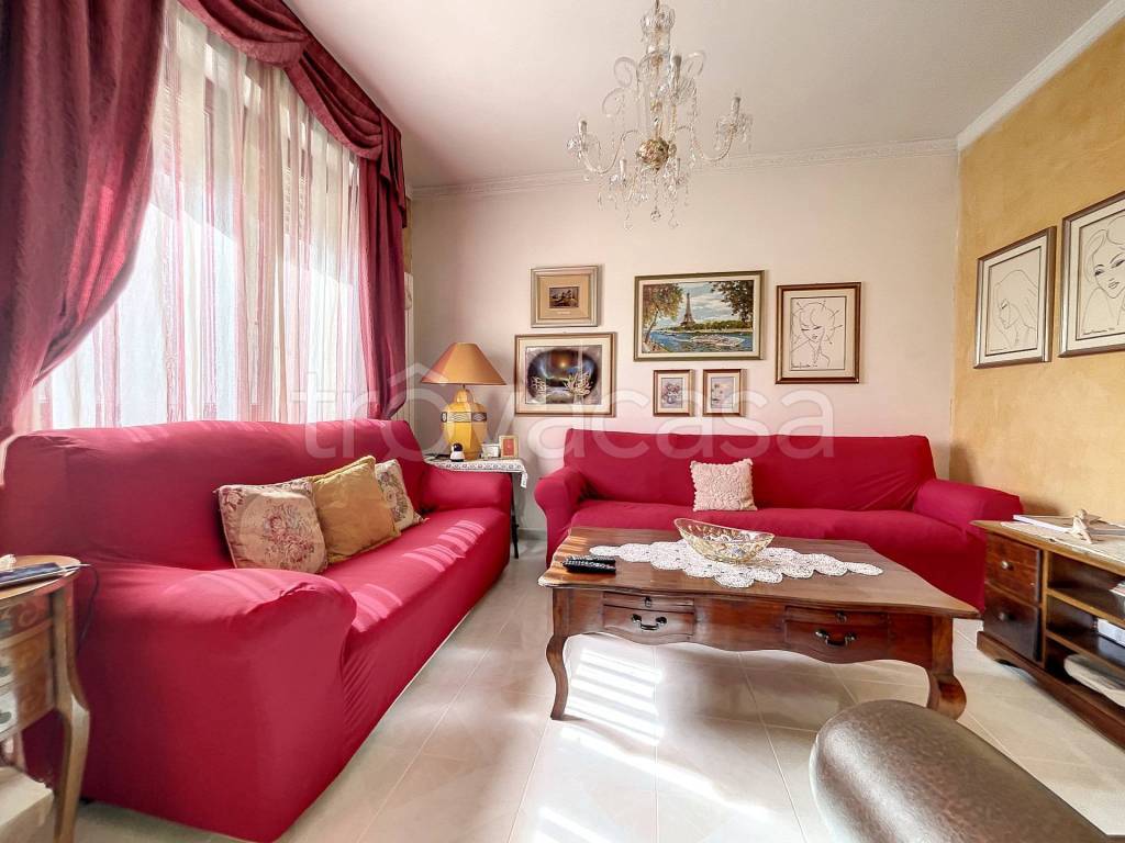 Appartamento in vendita a Pescara via Carlo Alberto Dalla Chiesa, 33