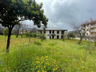 Villa bifamiliare in vendita a pago del vallo di lauro viale guido dorso