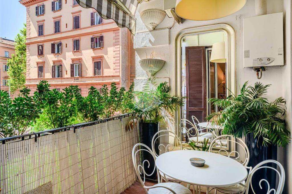 Appartamento in vendita a Roma via Nomentana, 231