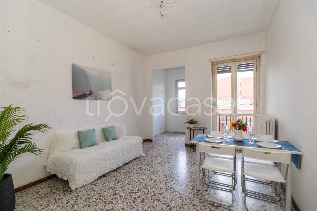 Appartamento in vendita a Rivoli via Alpignano, 95
