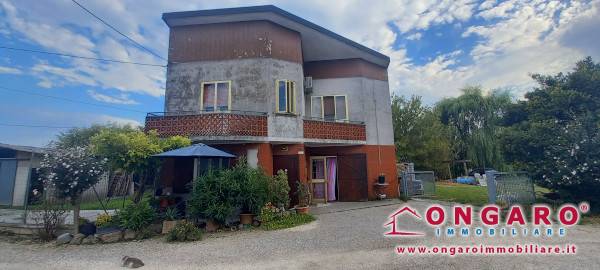 Villa in vendita a Copparo via Provinciale Per Cologna, 13/a
