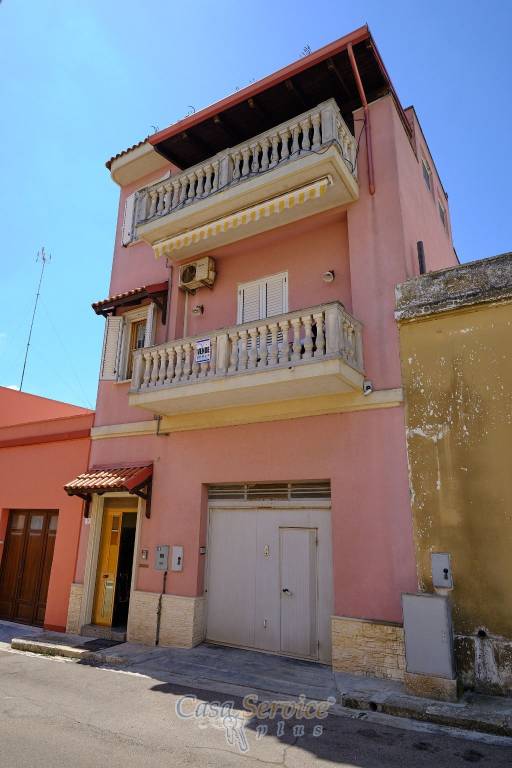 Casa Indipendente in vendita a Matino via Alessandro Volta