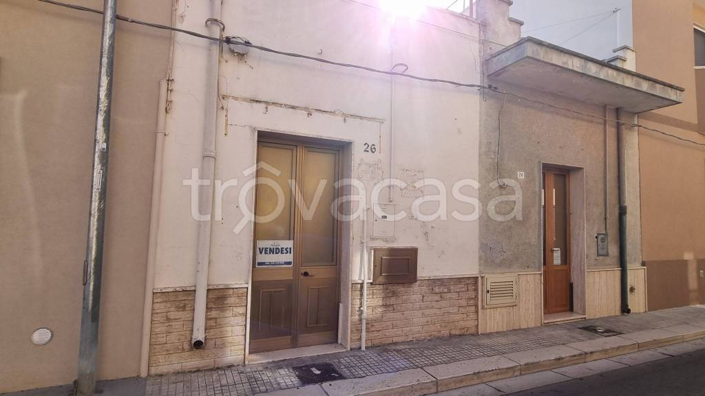 Casa Indipendente in vendita a Mesagne via Muscogiuri, 26