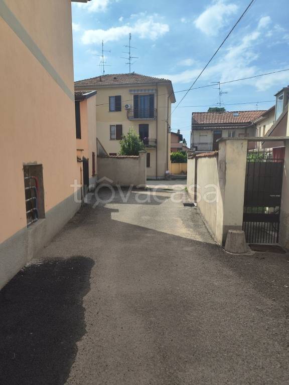 Appartamento in vendita a San Martino Siccomario via Roma