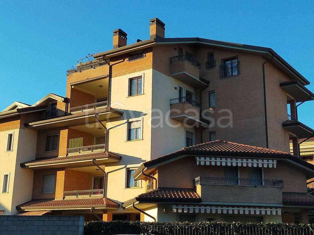 Appartamento in in vendita da privato a Busto Arsizio via Fagnano Olona, 13