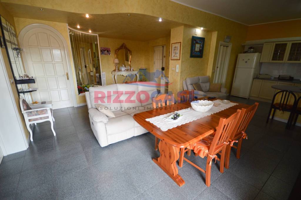 Appartamento in vendita a Corigliano-Rossano c.Da Lacuna, snc