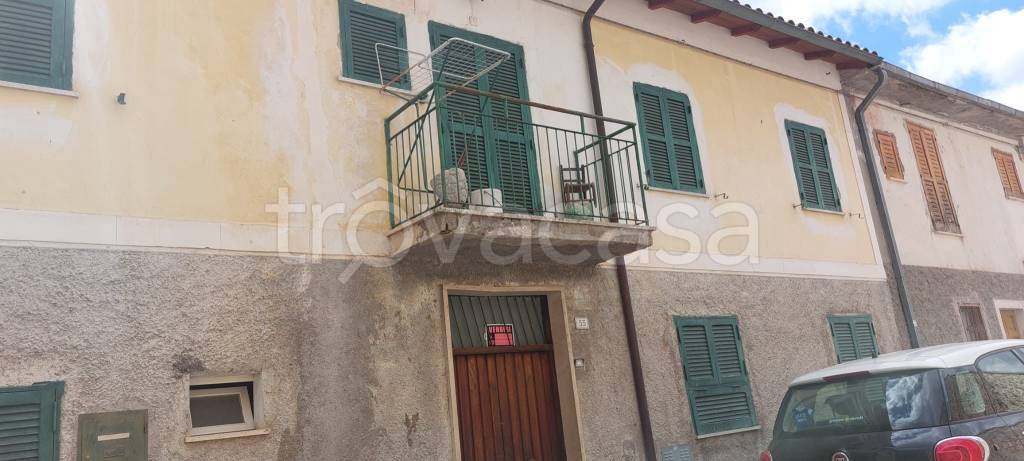 Casa Indipendente in in vendita da privato a Capistrello via Fuori le Mura, 55