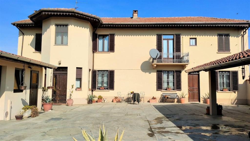Villa Bifamiliare in vendita a Palestro via Roma