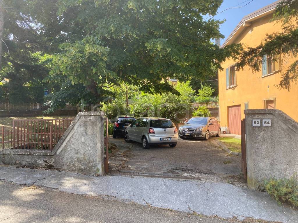 Villa in vendita ad Alto Reno Terme via Burione, 52