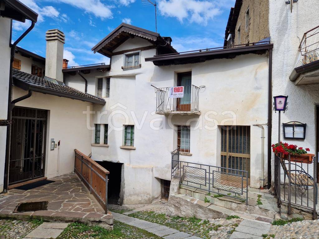 Casa Indipendente in vendita a Temù via Castello, 5
