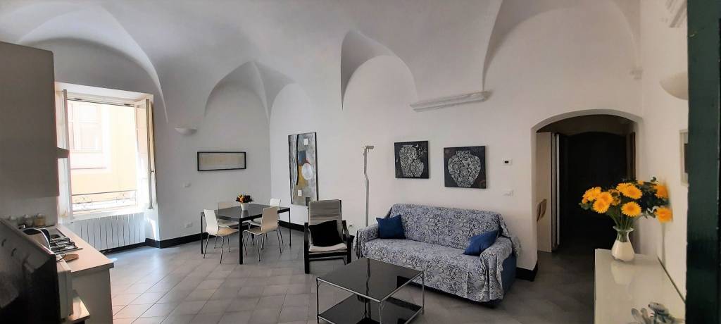 Appartamento in vendita a Finale Ligure via Concezione, 46