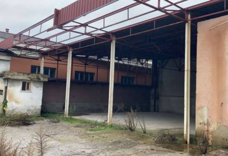 Capannone Industriale in vendita a Benevento via dei Pentri, 29