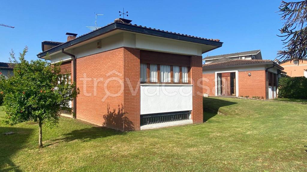 Villa in vendita a Pontevico via Cicognini, 10