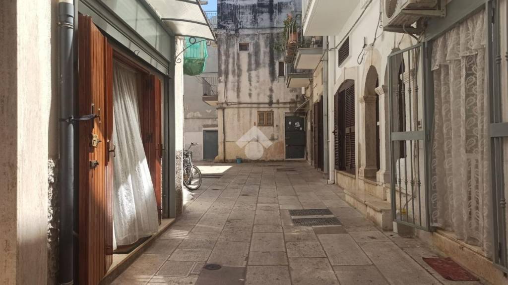 Casa Indipendente in vendita a Mola di Bari via vico clemente, 10